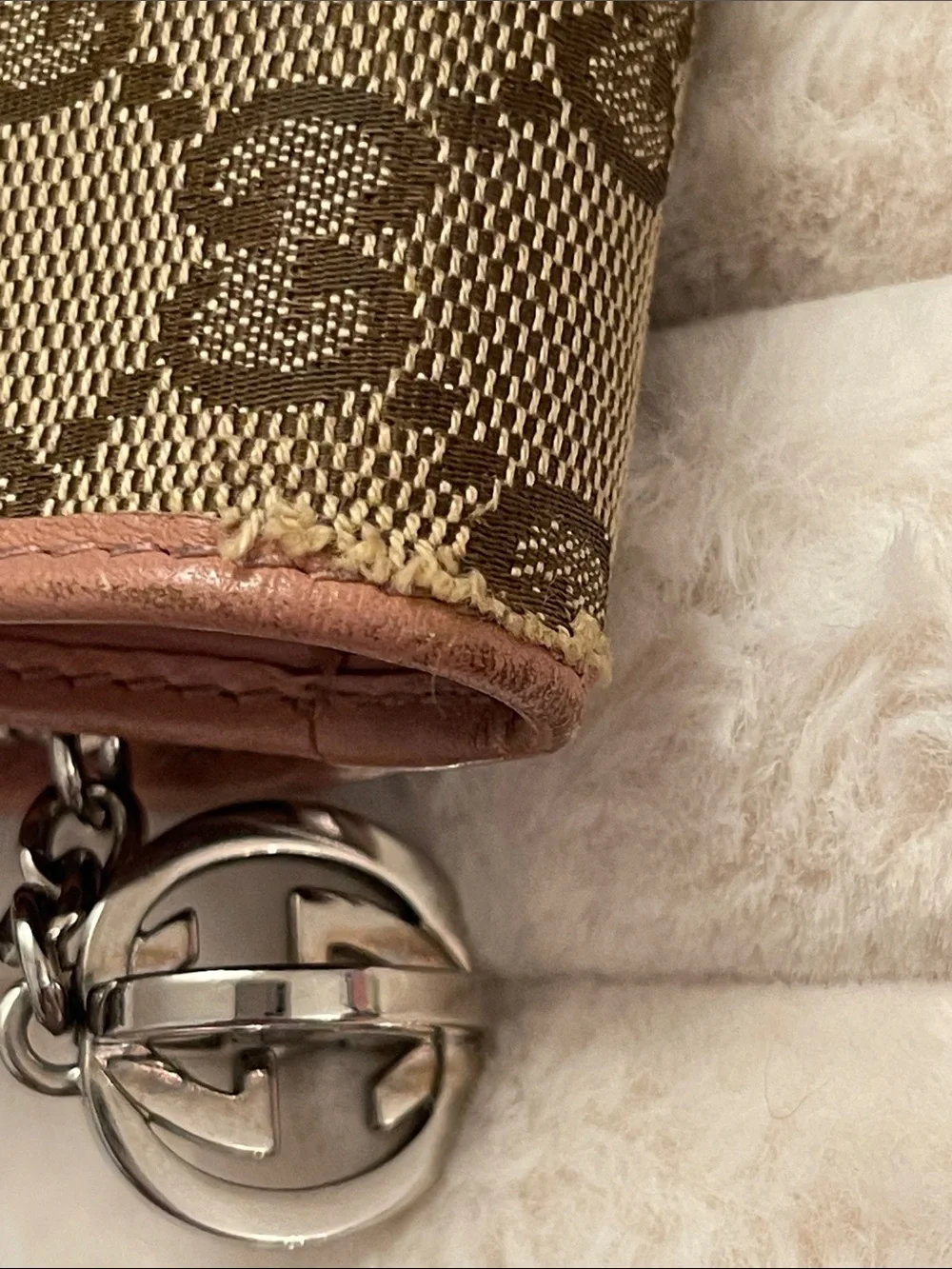 Gucci Beige GG Canvas Wallet with Pink Leather Trim - Picture 8 of 8